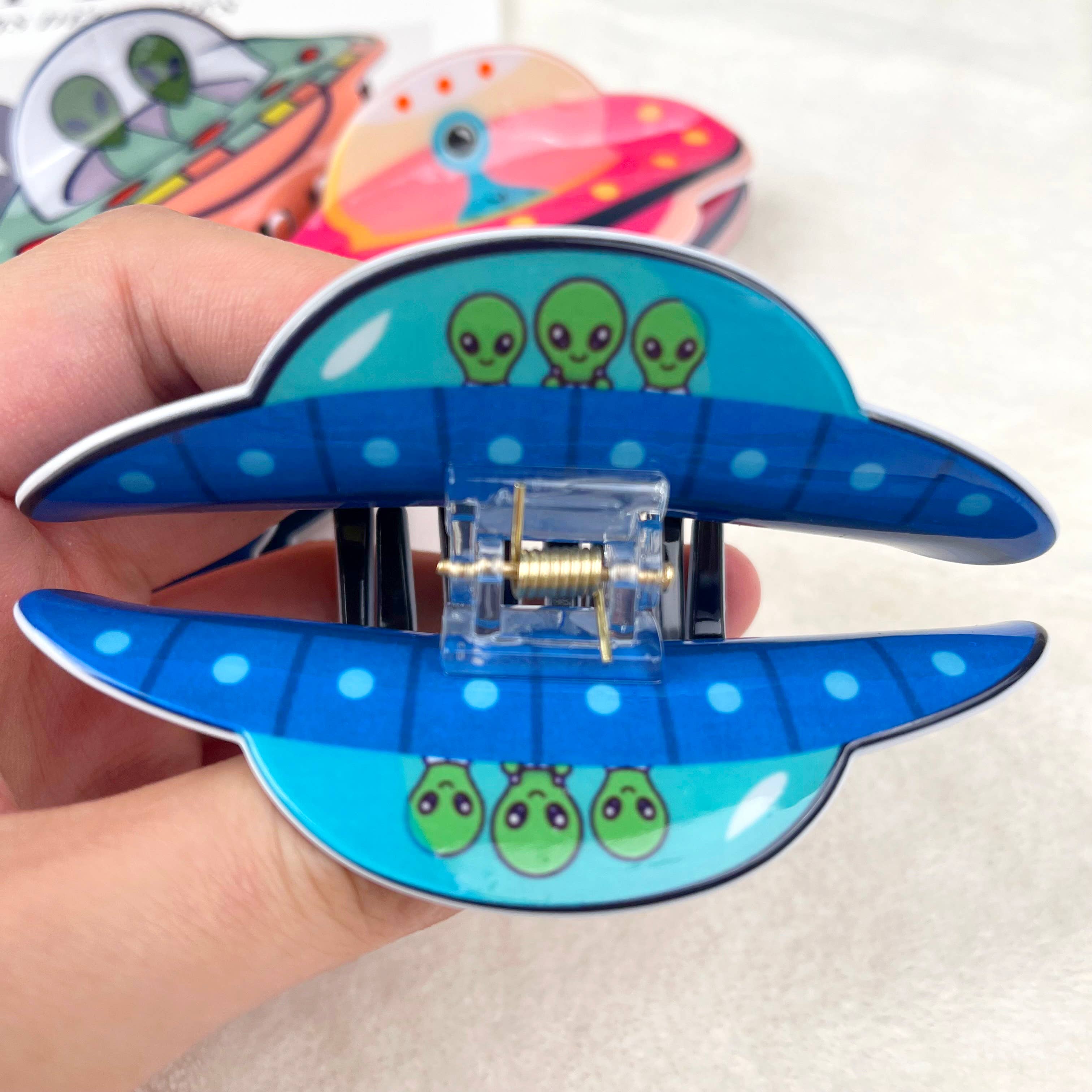 UFO Cartoon anime alien spaceship hair claw clip: C