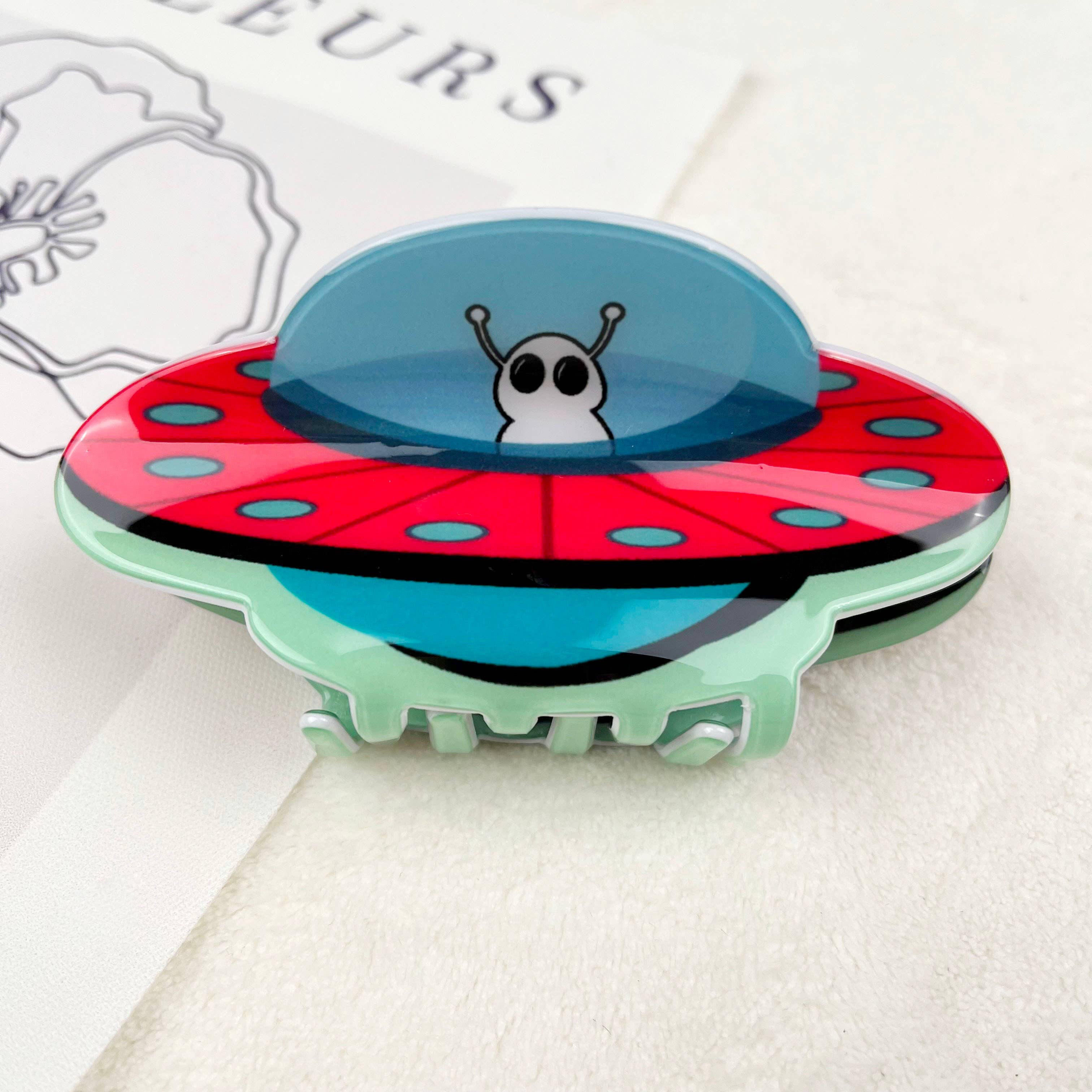 UFO Cartoon anime alien spaceship hair claw clip: C