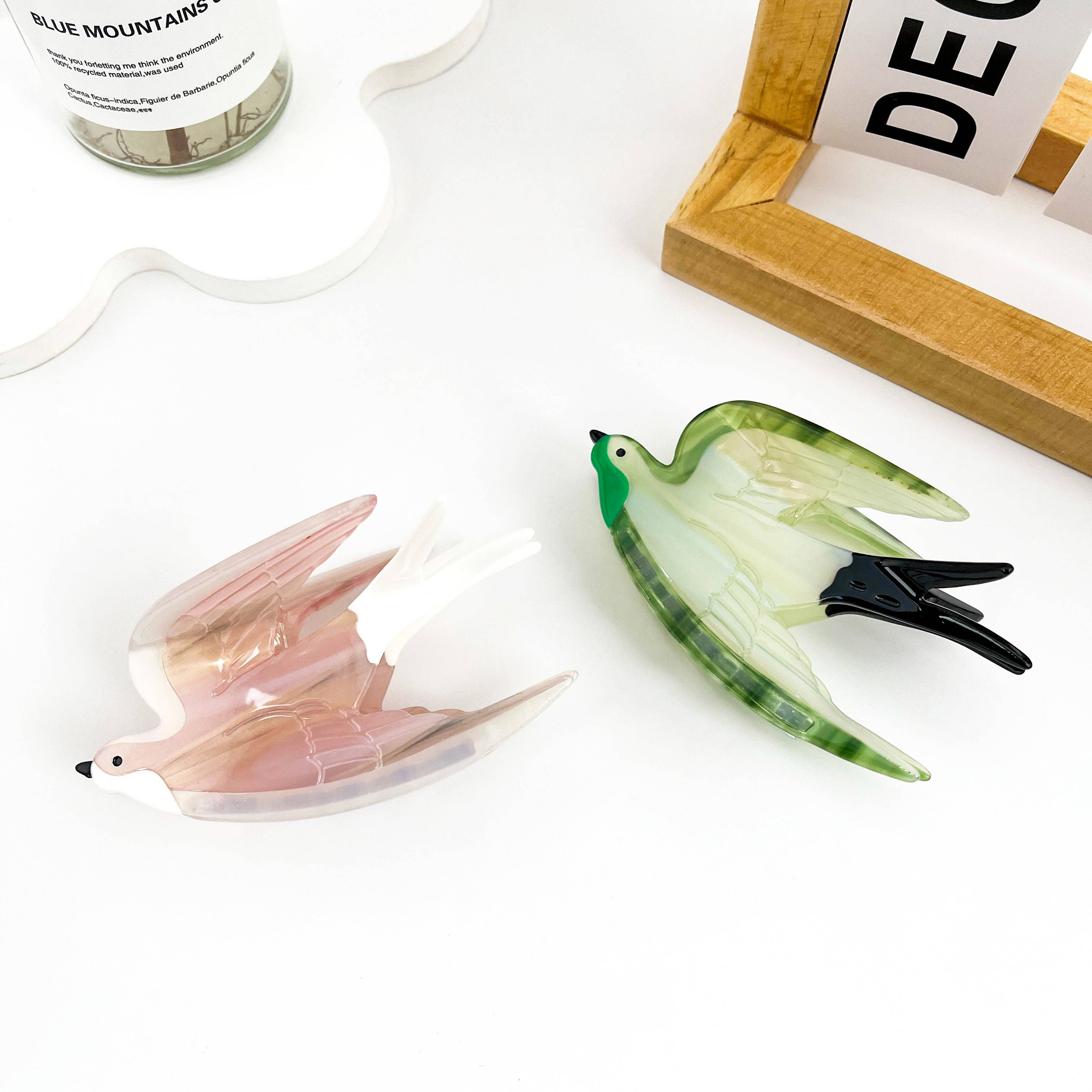 Swallow Bird Animal Color-Block Acetate Hair Claw Clip: Pink